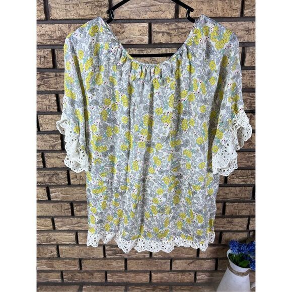 Johnny Was Silk floral blouse - Picture 4 of 6